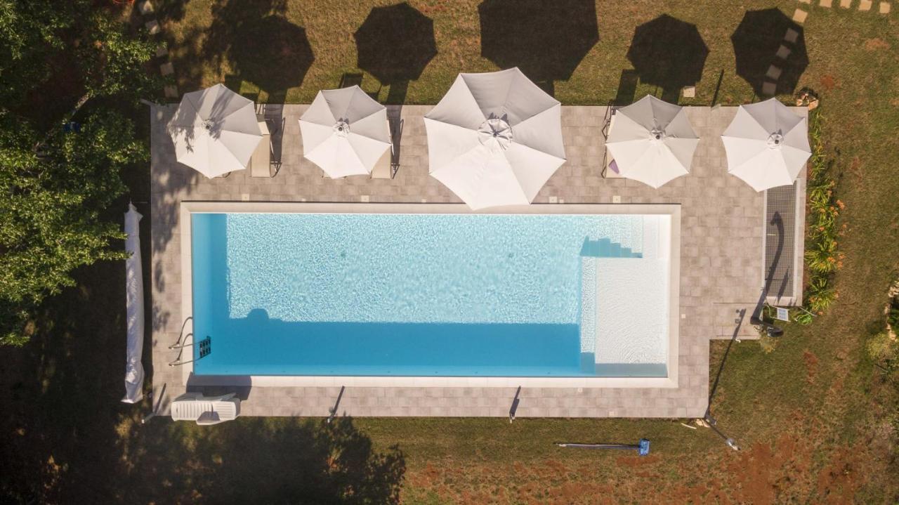 Luxury Villa Cetiri Hrasta Pican Exterior photo